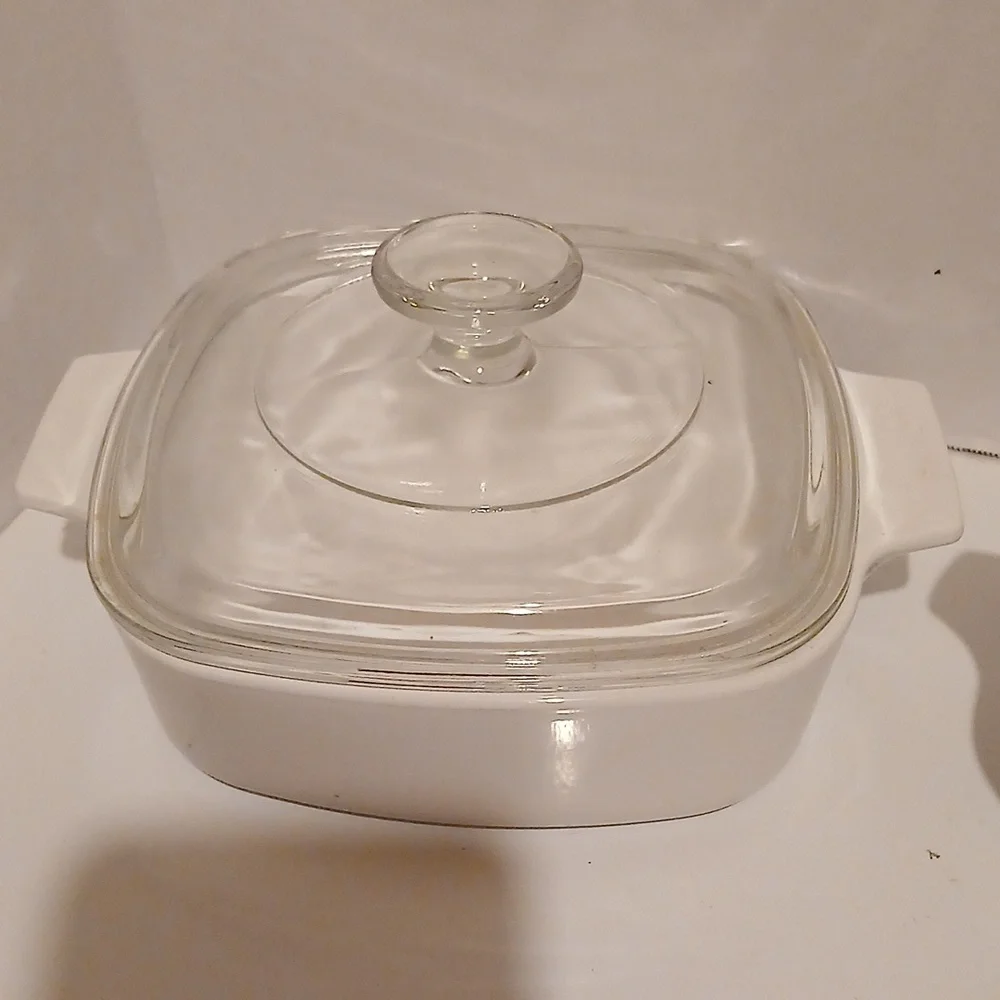 Corningware Pyrex Spice Of Life White Casserole Dish with Floral Design